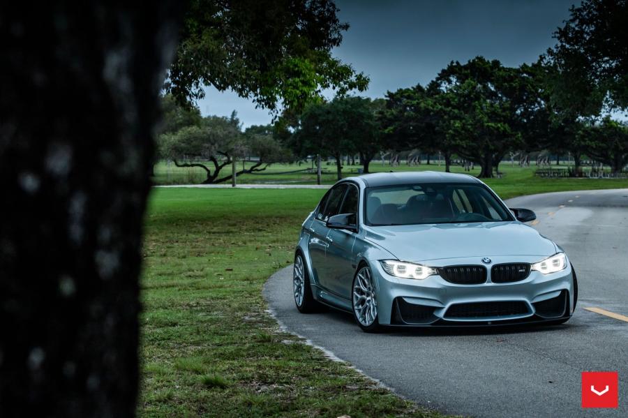  BMW M3 Sedan on Vossen Wheels (HF-2) 2019 года  (фото 4 из 25)